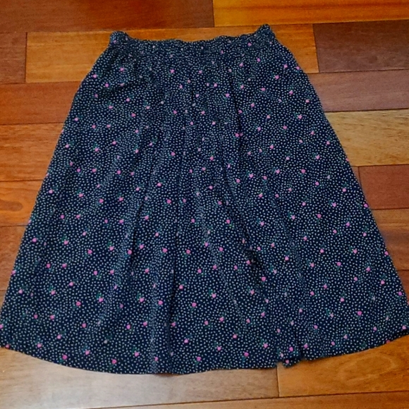 Vintage Jacques Vert Navy blue rose patterned skort/culottes - Picture 2 of 8